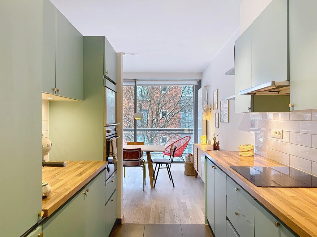 Barnes Brussels 86640109