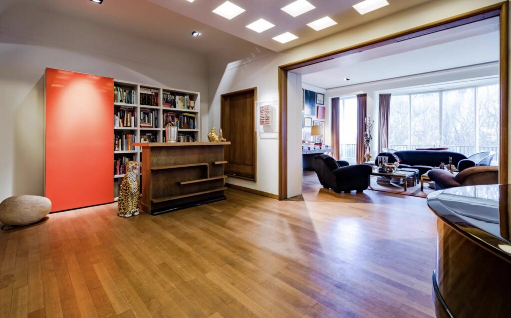 Barnes Brussels 86656756