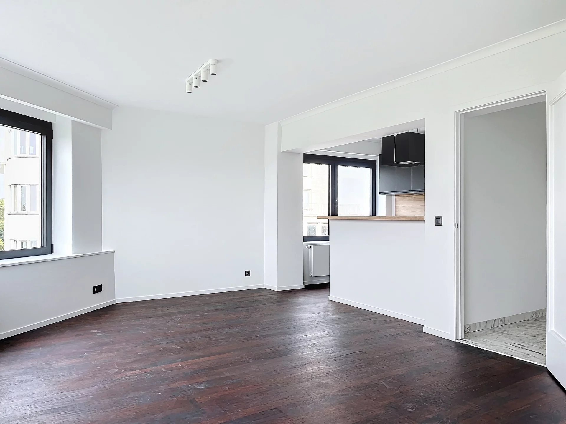 Barnes Brussels - Brabant 86760498