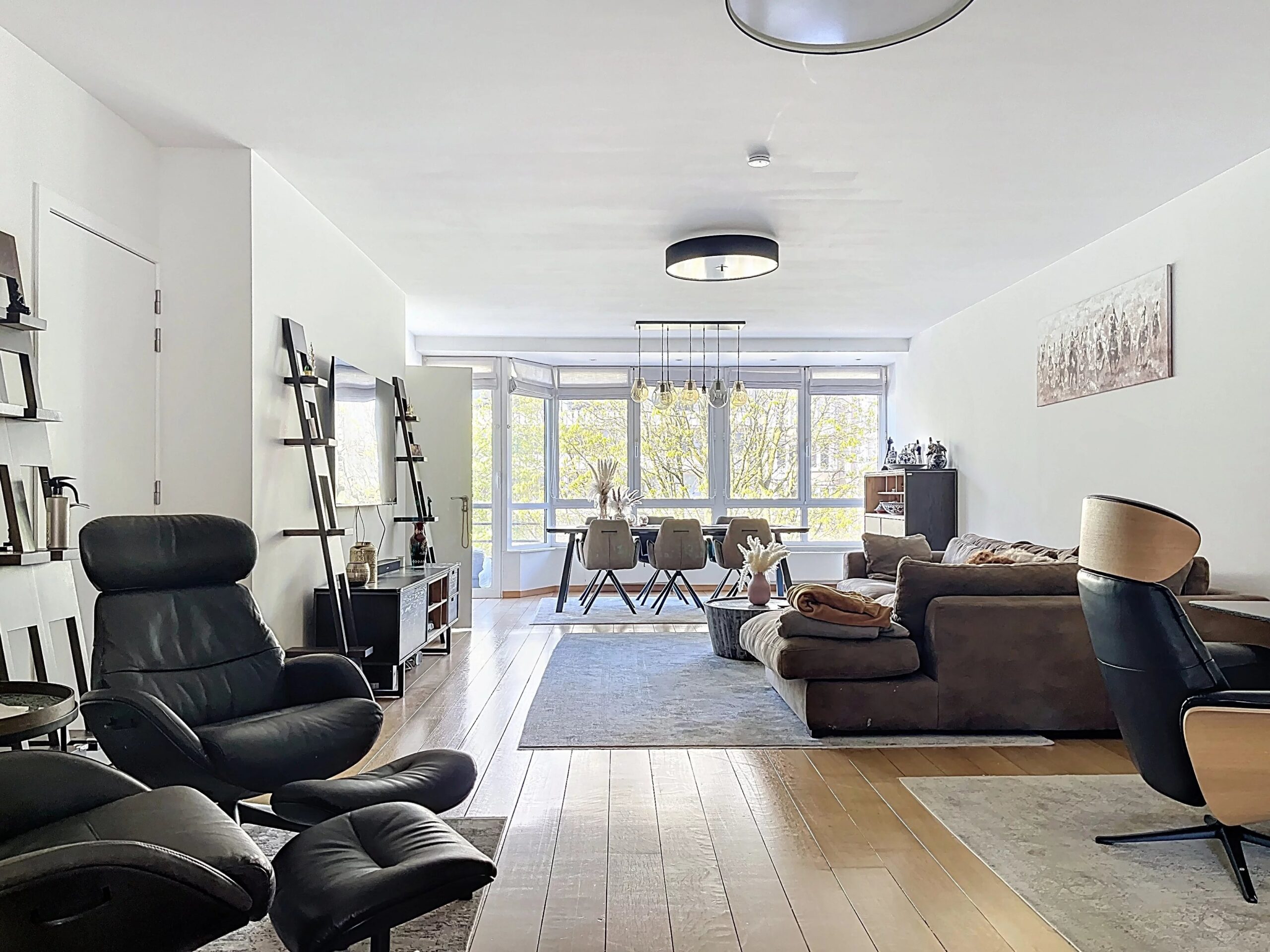 Barnes Brussels - Brabant 86922704