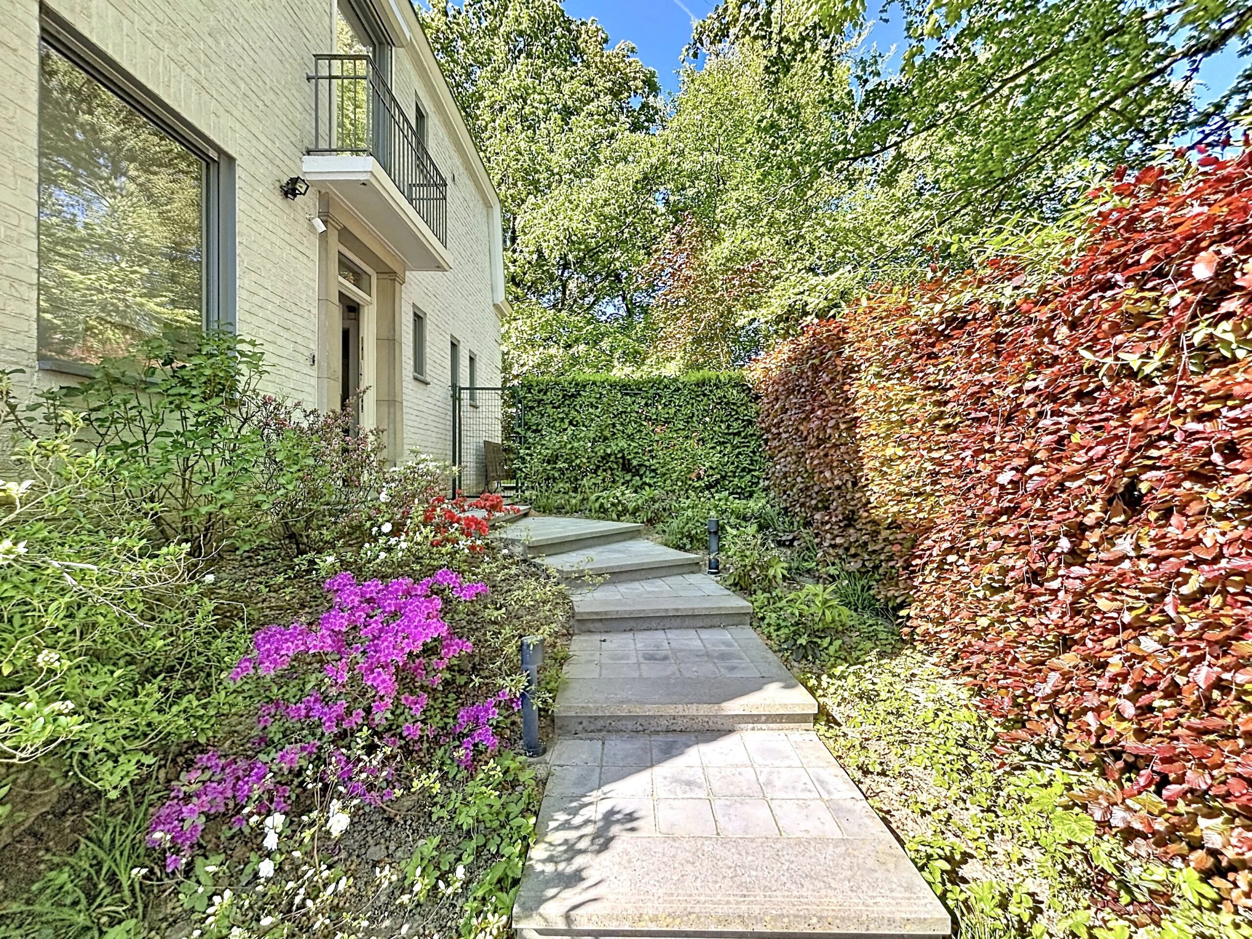 Uccle - Grande villa dans un écrin de verdure