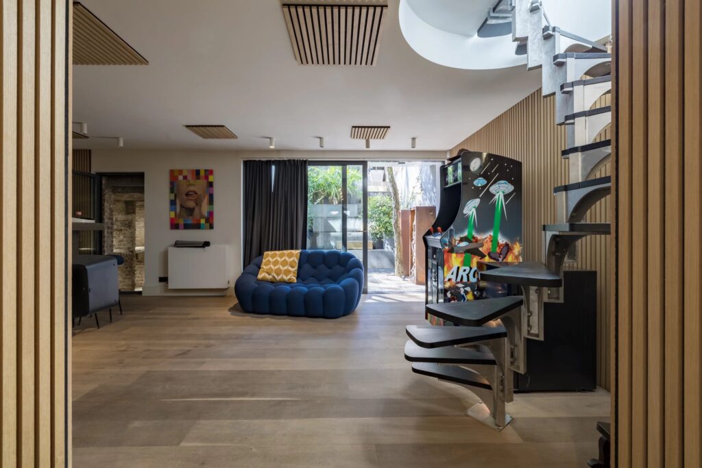 Barnes Brussels - Brabant 87015071