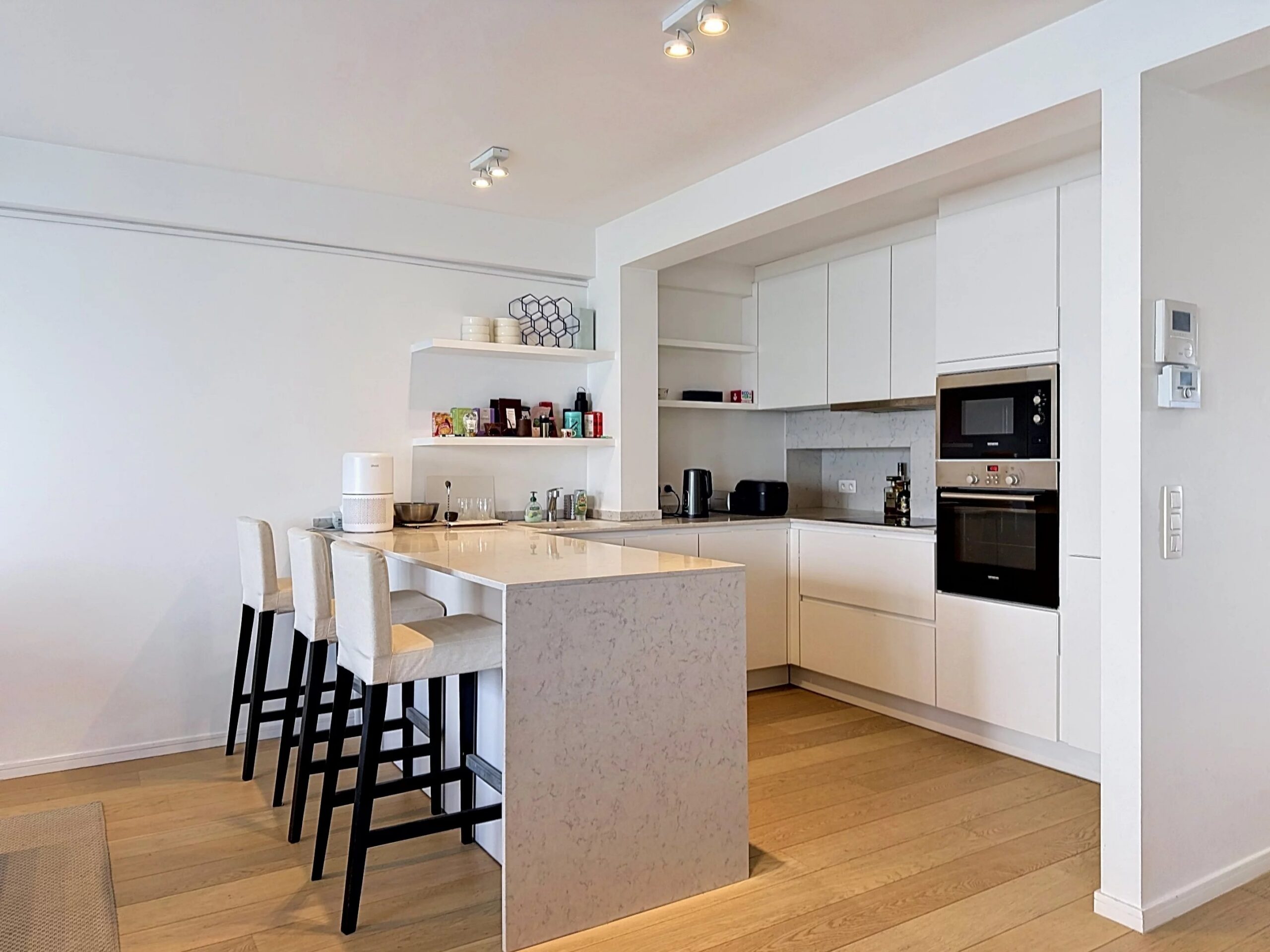Barnes Brussels - Brabant 87168871