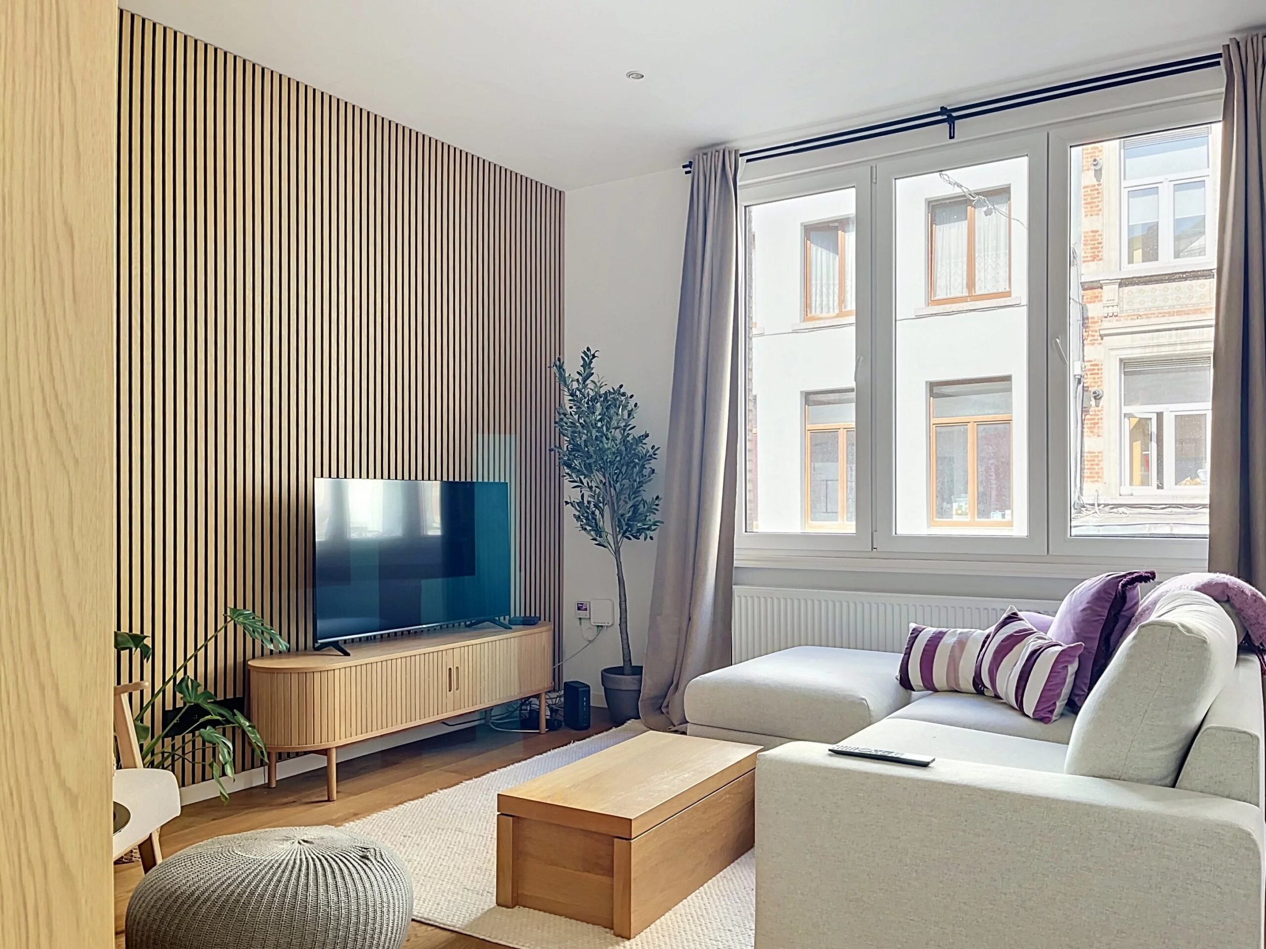 Barnes Brussels - Brabant 87197084