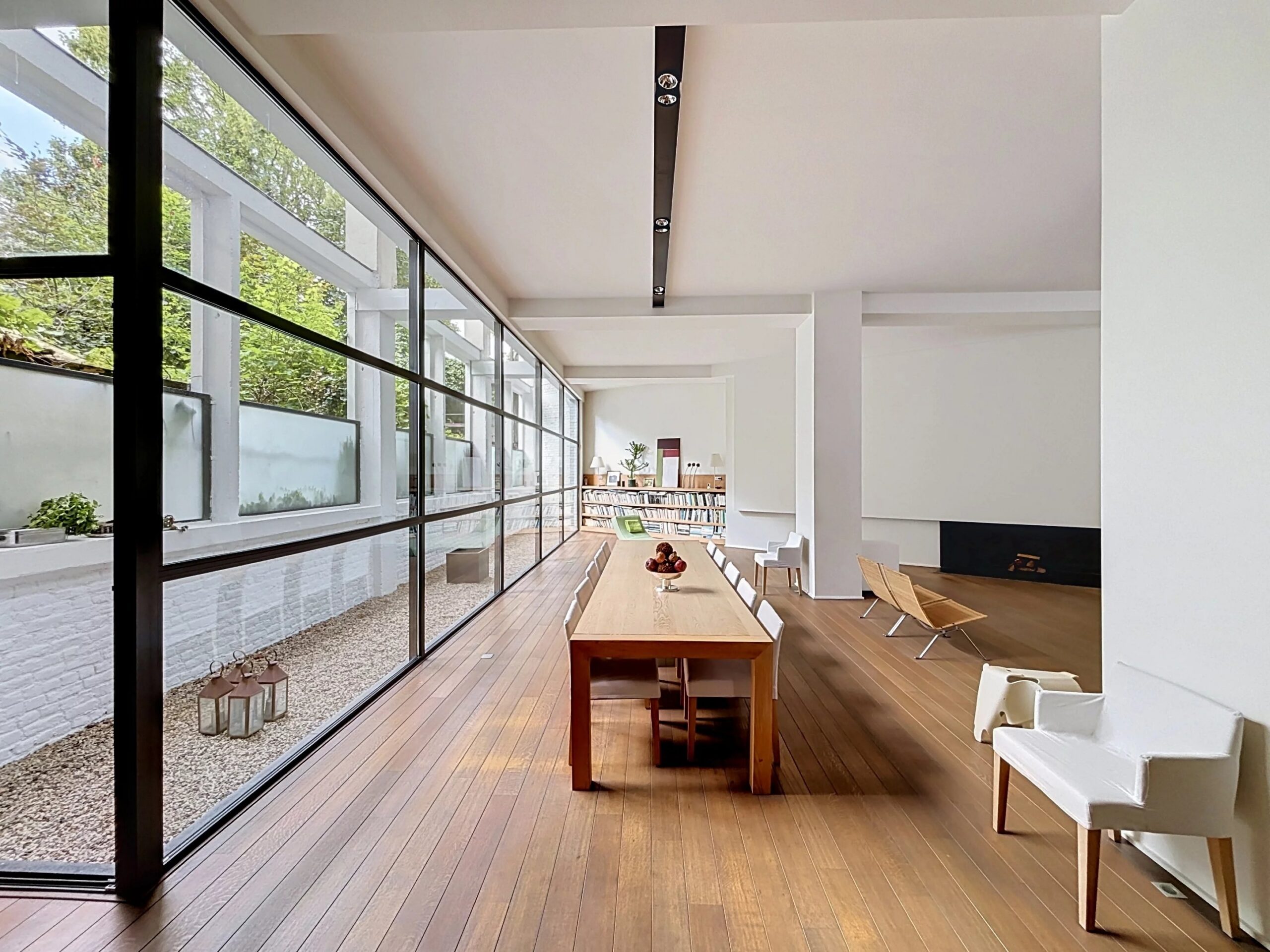Barnes Brussels - Brabant 87285531