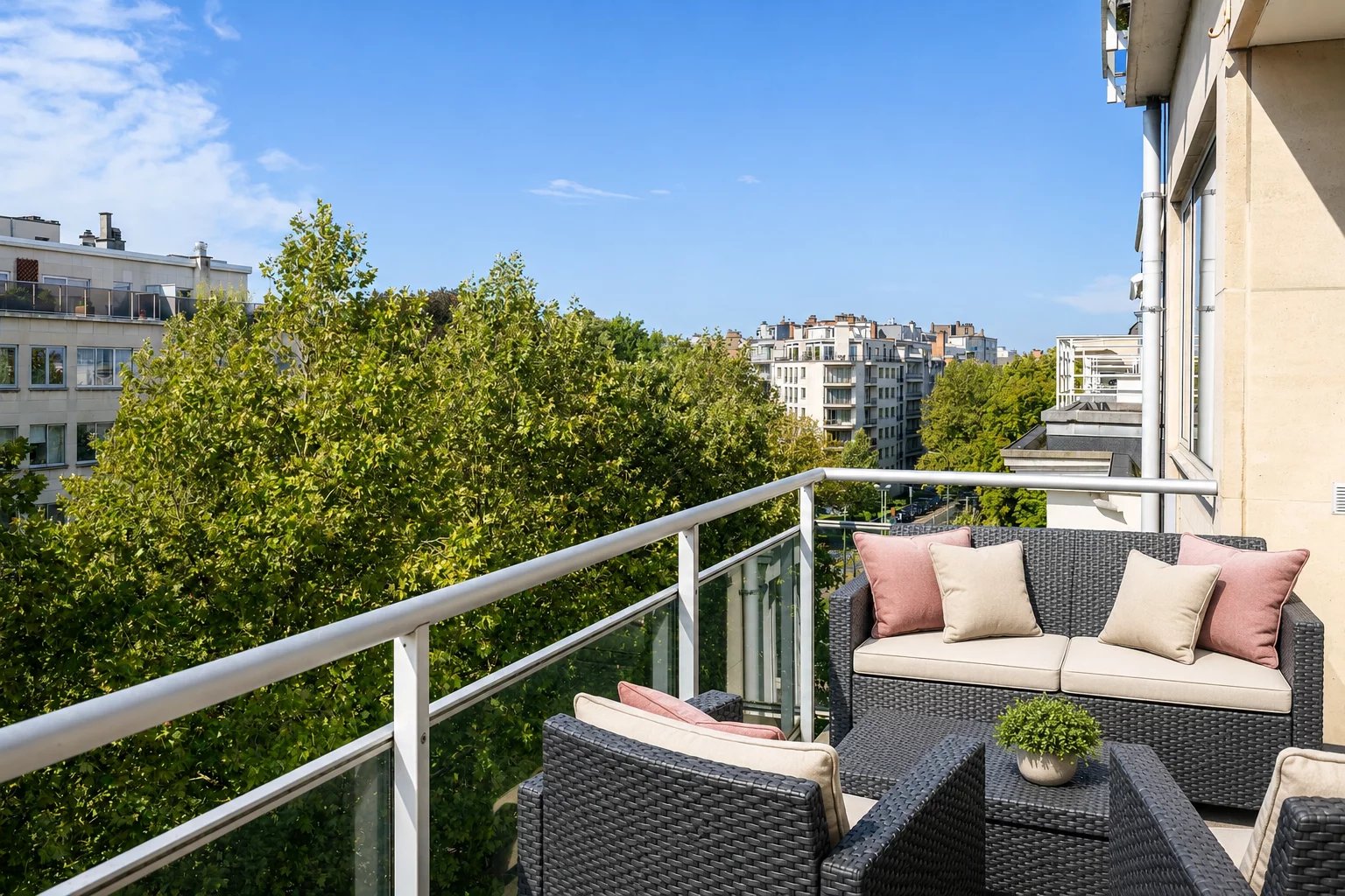 Barnes Brussels - Brabant 87267597