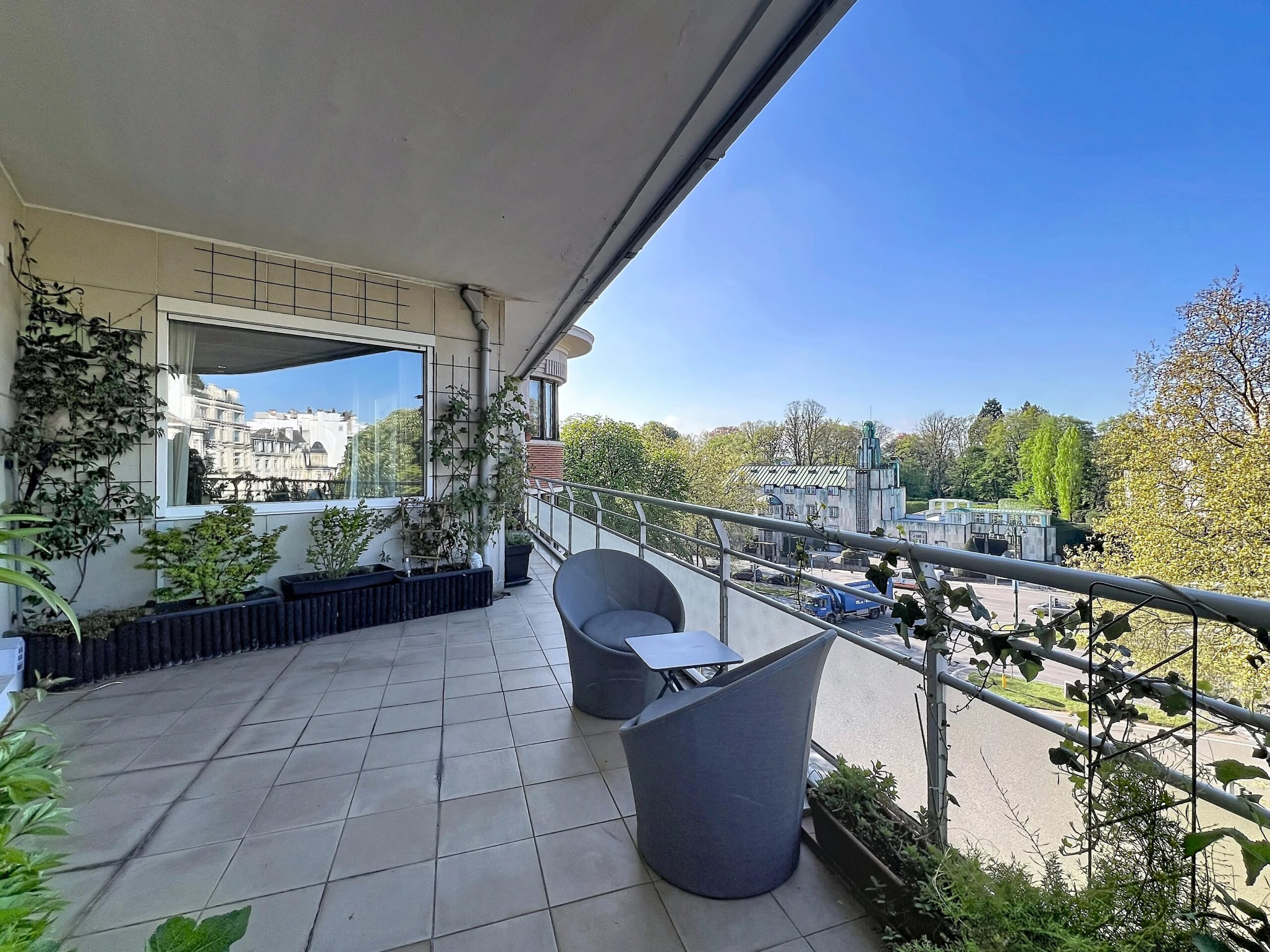 Barnes Brussels - Brabant 87303351