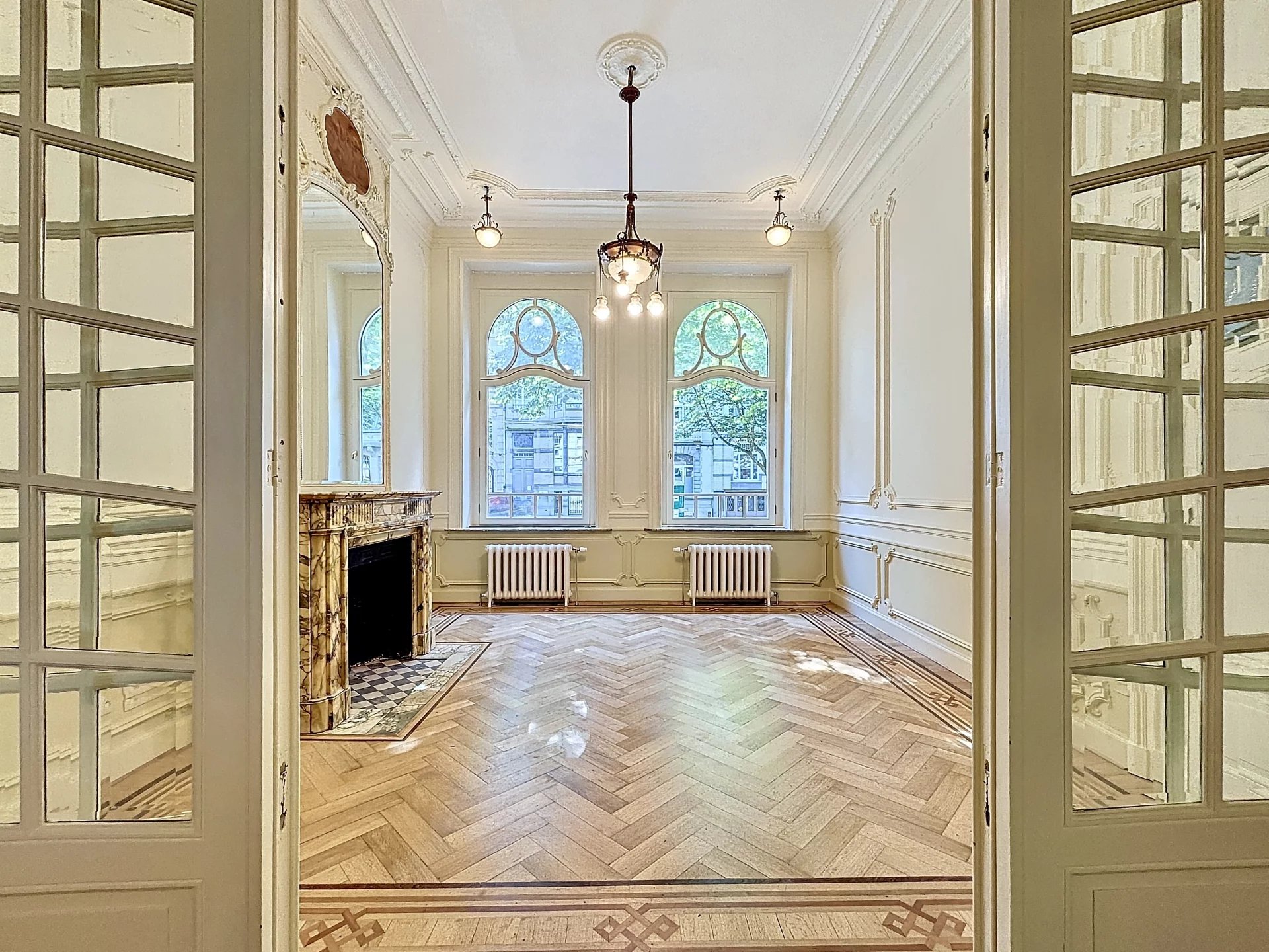 Barnes Brussels - Brabant 87364110